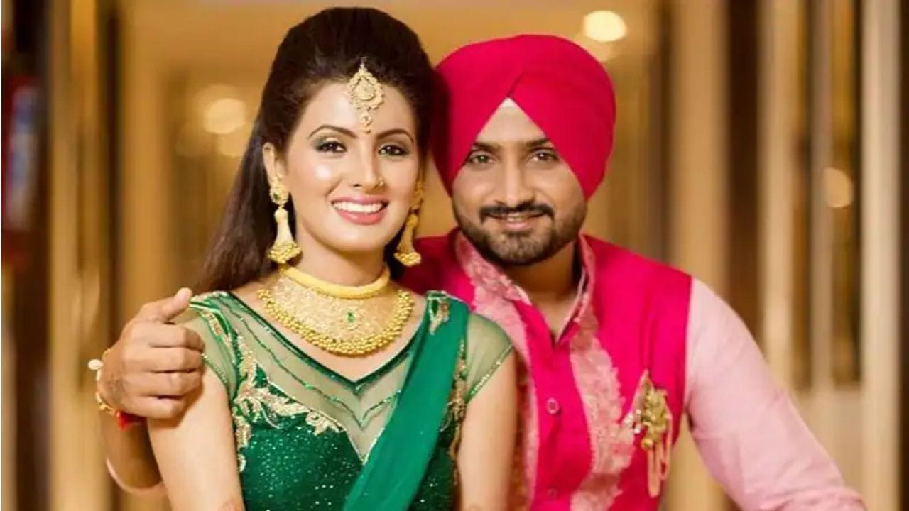 Geeta Basra Relationship With Harbhajan Singh